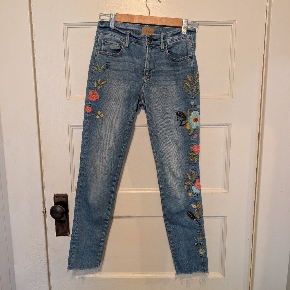 Driftwood Jeans Blue Denim Floral Embroidered Raw Hem High Rise Jackie Boho